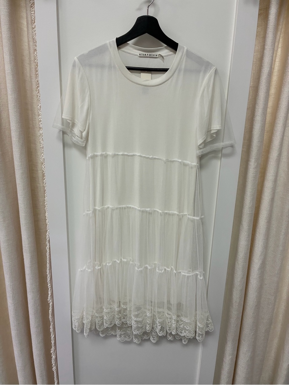 Alice + Olivia Dreema Tulle Tiered Lace Mesh Dress